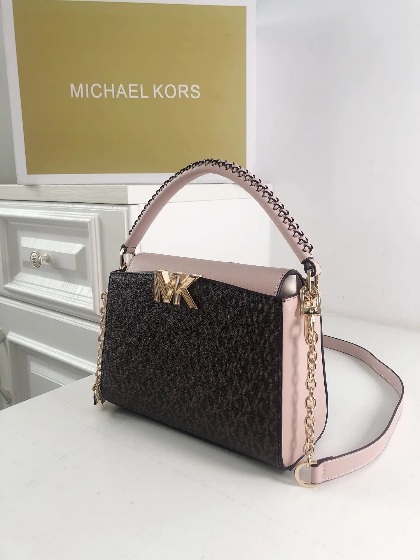 All Categories Official Website "Brand Women's Bags" Women's Bags 💙 MK 2023 New MK Genuine Leather Crossbody Bag
